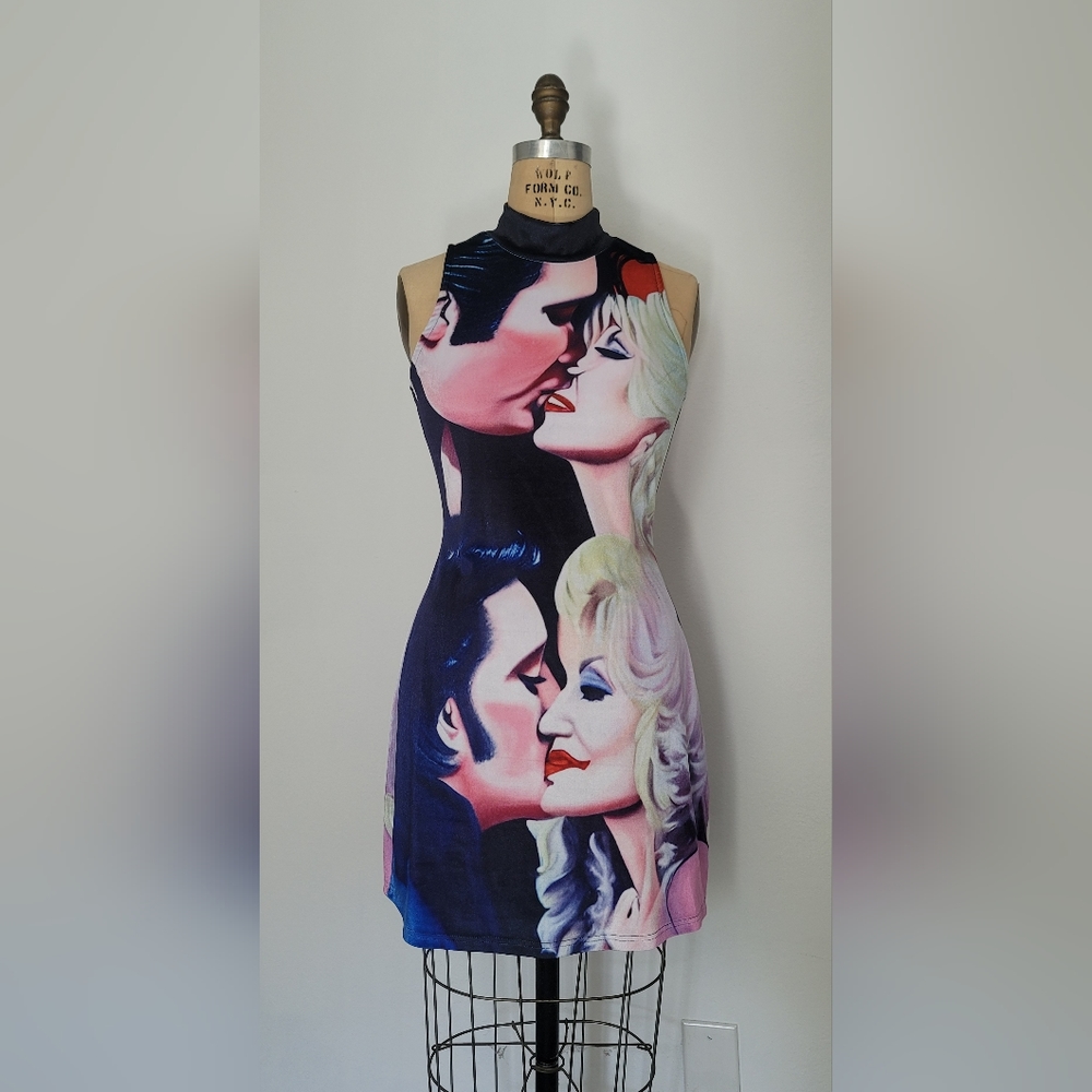 Fashion brand company velvet Elvis & Dolly dress size M. RARE LIMTED PRINT